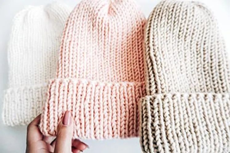 How To Knit An Easy Ribbed Hat Beginner Friendly Tutorial Crafts On - Premium Gradient Pattern Gallery - Full HD