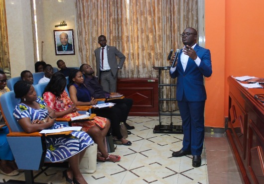 Mercredi de l’Entrepreneur de l’ANPGF : Mawussé Séwa Attikossie de AS Partners a partagé ses expériences avec les chefs d’entreprise togolais