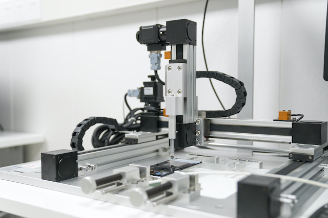 Autonomous Testing Robot at OPPO Communication Lab