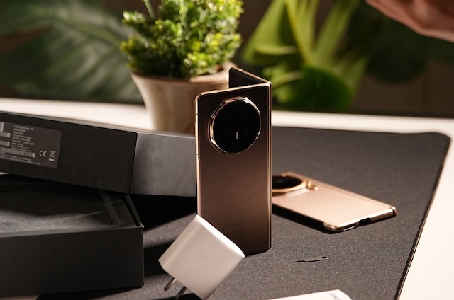 Honor Magic V5