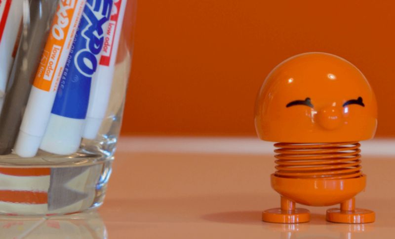 Backpack Interactive News - Download Elegant Dark Pattern | Retina