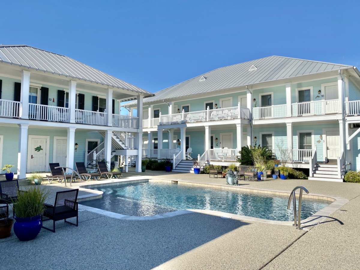 10 Distinctive Places to Stay on the Mississippi Gulf Coast