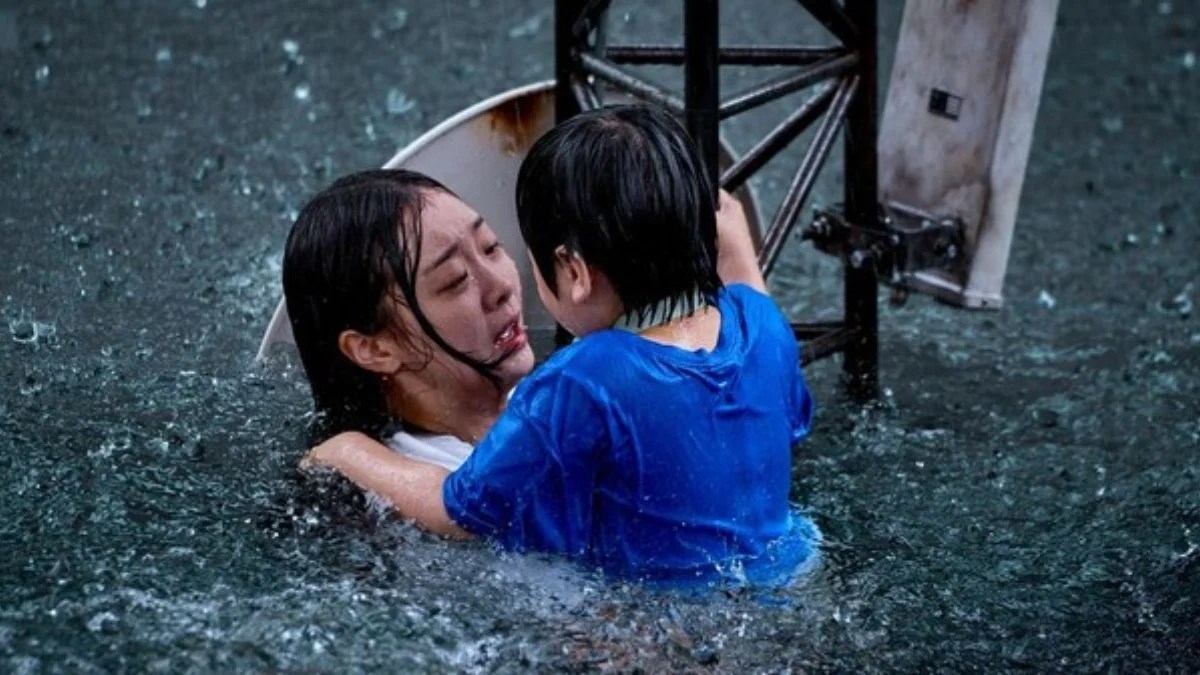 The Great Flood (2025) Plot Summary & Ending Explained: South Korean Sci-Fi Disaster Film on Netflix