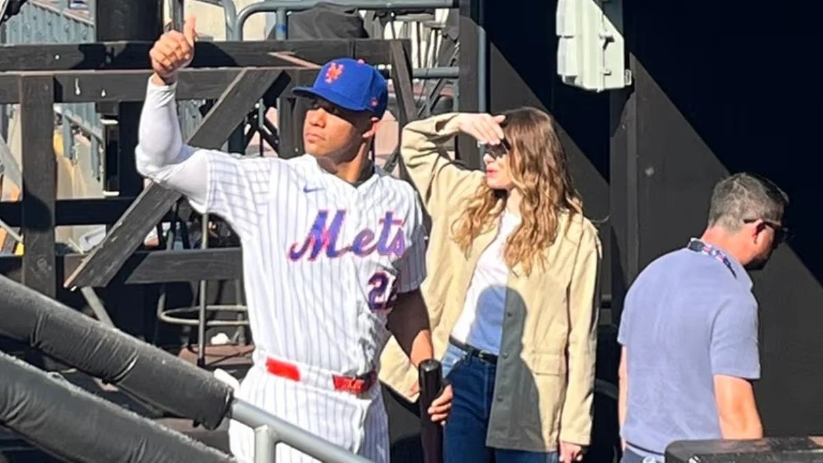 Emma Stone Hugging Juan Soto at Citi Field? The Real Story Behind the Viral Mets Dugout Moment During The Catch Filming