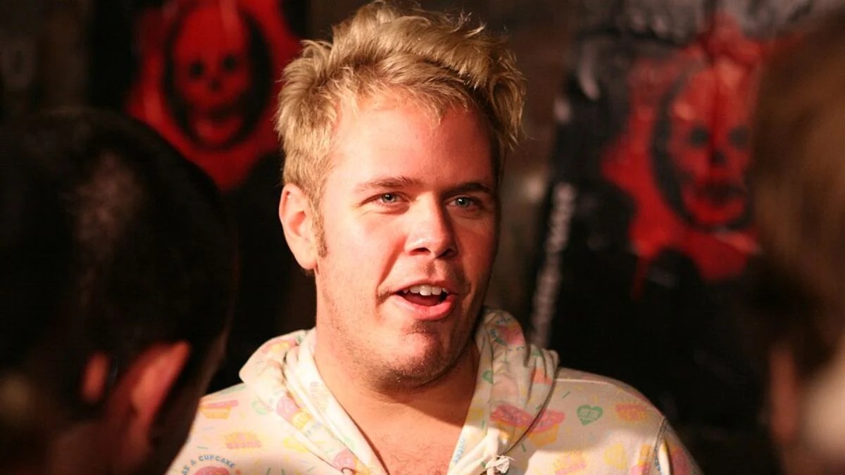 Perez Hilton Hospitalized After Mental Health Crisis: “One of the Darkest Days My Family Has Experienced”