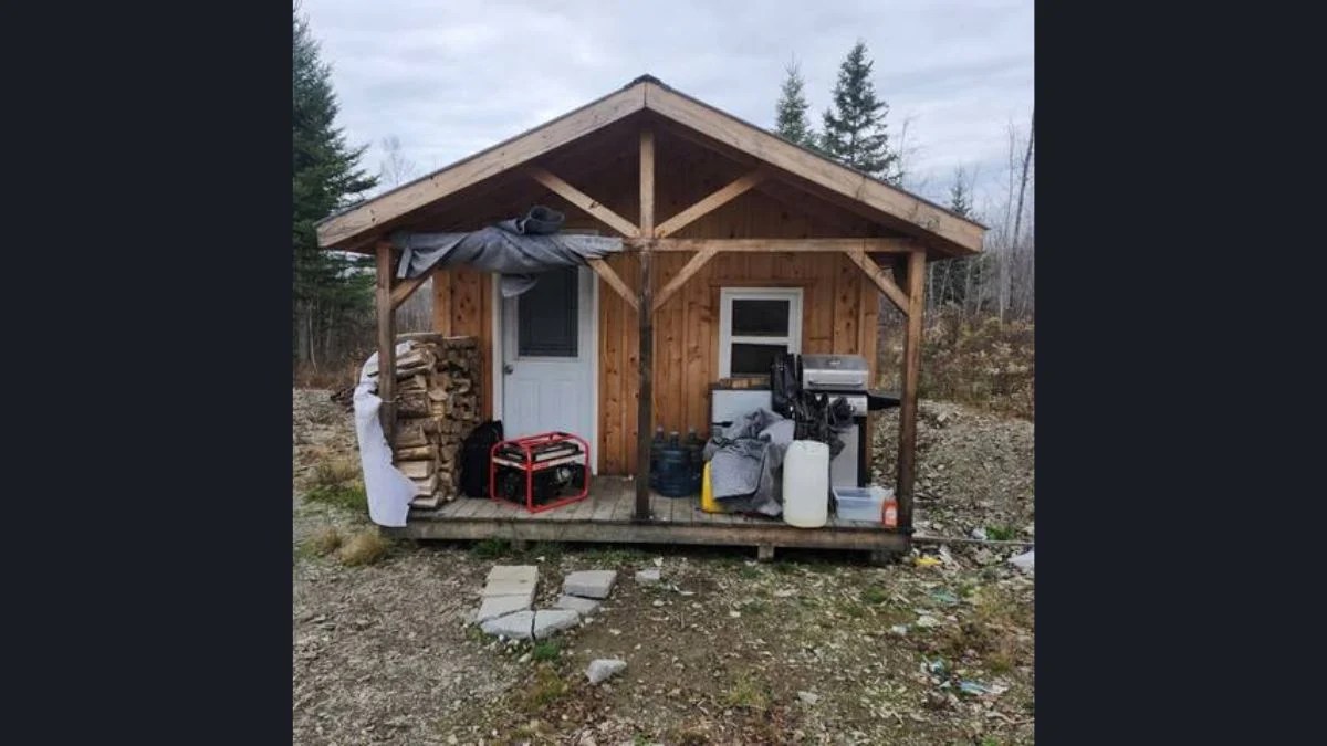 Canadian Police Hunt for Thieves Who Stole an Entire Cabin: “Have You Seen This Stolen Cabin?”