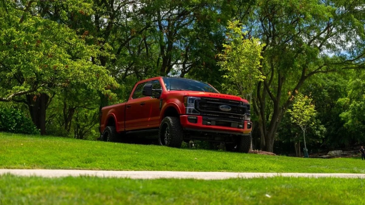 Ford Settles Wrongful-Death Lawsuit After Texas Man Was Run Over by His Ford F-250 in Alleged Park Failure