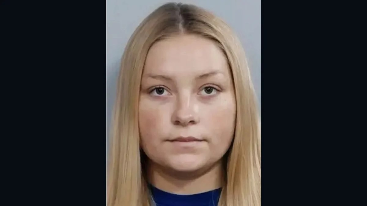 Laken Snelling Sentenced to 10 Years in Newborn Son’s Death: Guilty Plea, Courtroom Confession and Family’s Heartbreak