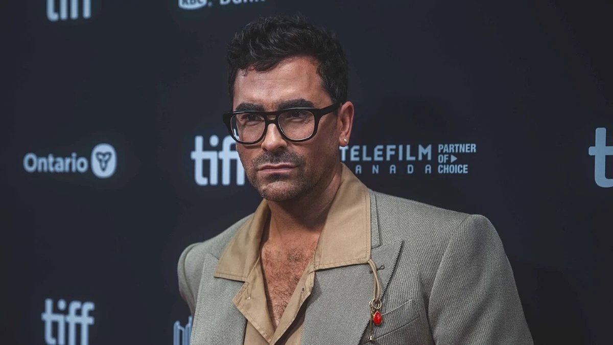 Dan Levy Slams Shane Gillis Over SNL Gym Clothes Joke as Celebrities React to Controversy