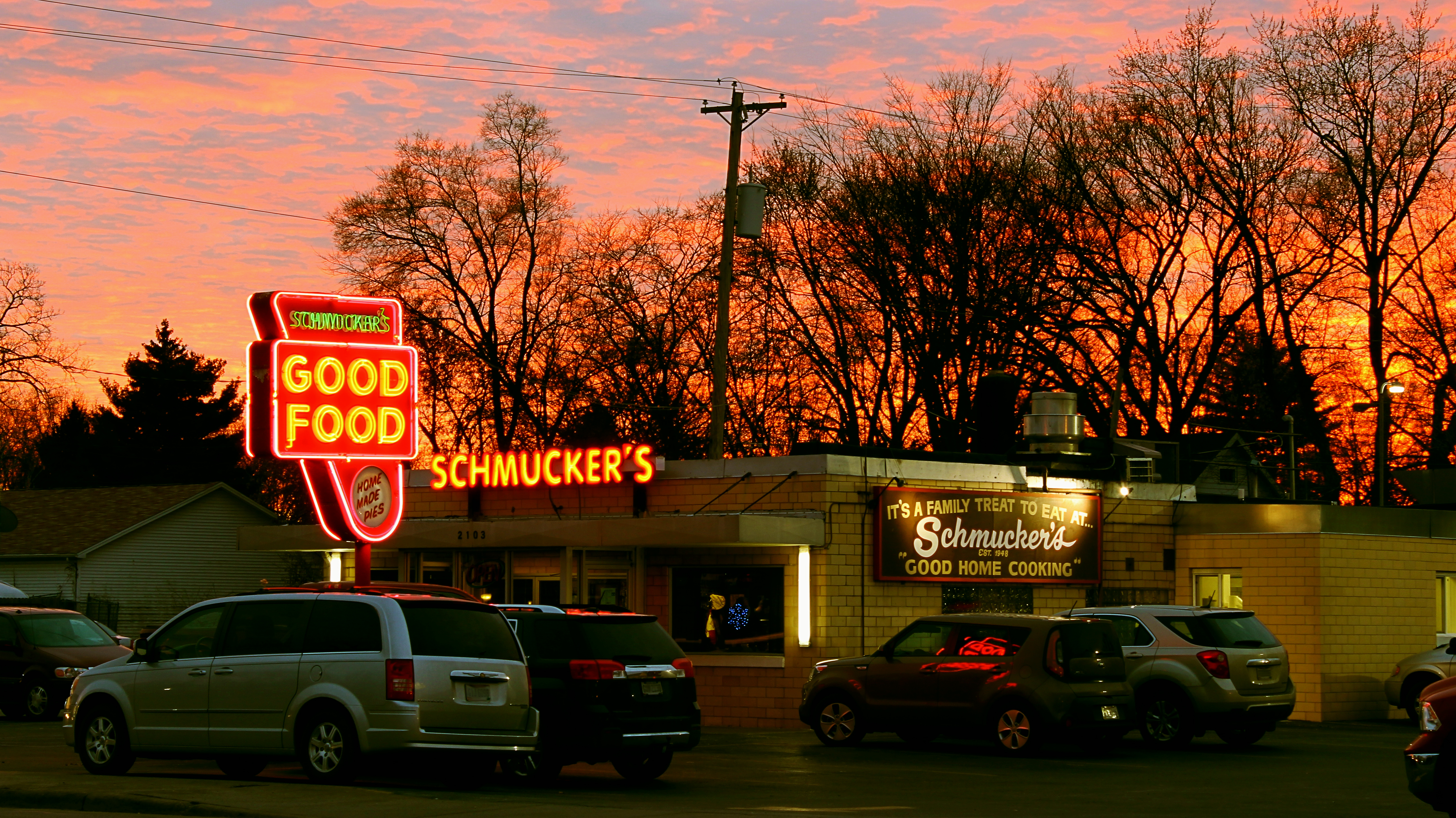 “There’s always Room for Pie” Sunset. Schmuckers Diner. Toledo,OH. December 20, 2017.Brian Purdue https://wp.me/p638a9-4s