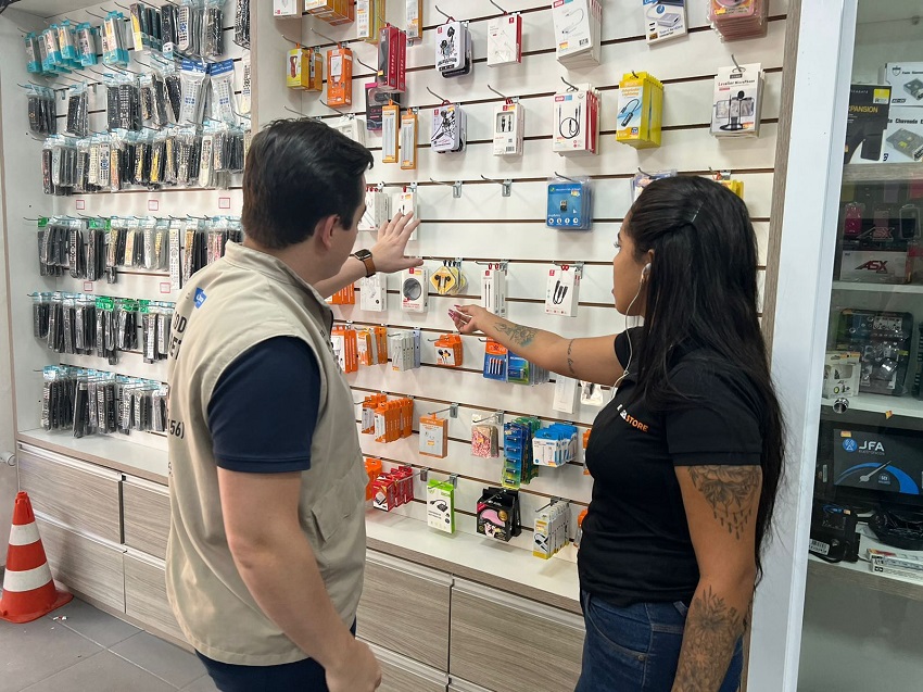 Codecon notifica 20 estabelecimentos por irregularidades