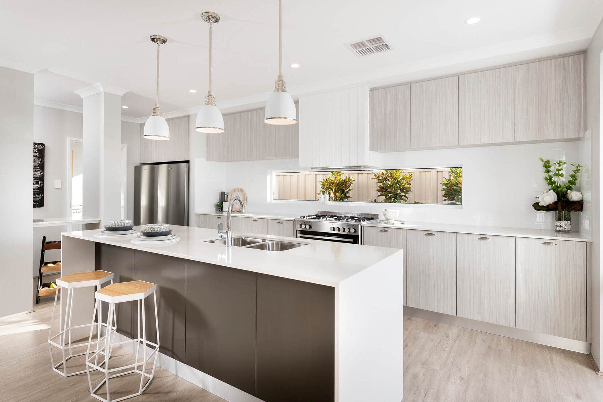 5 facts about the scullery kitchen design