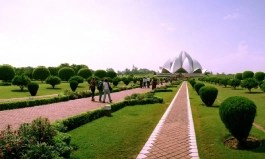 lotus temple time to visit