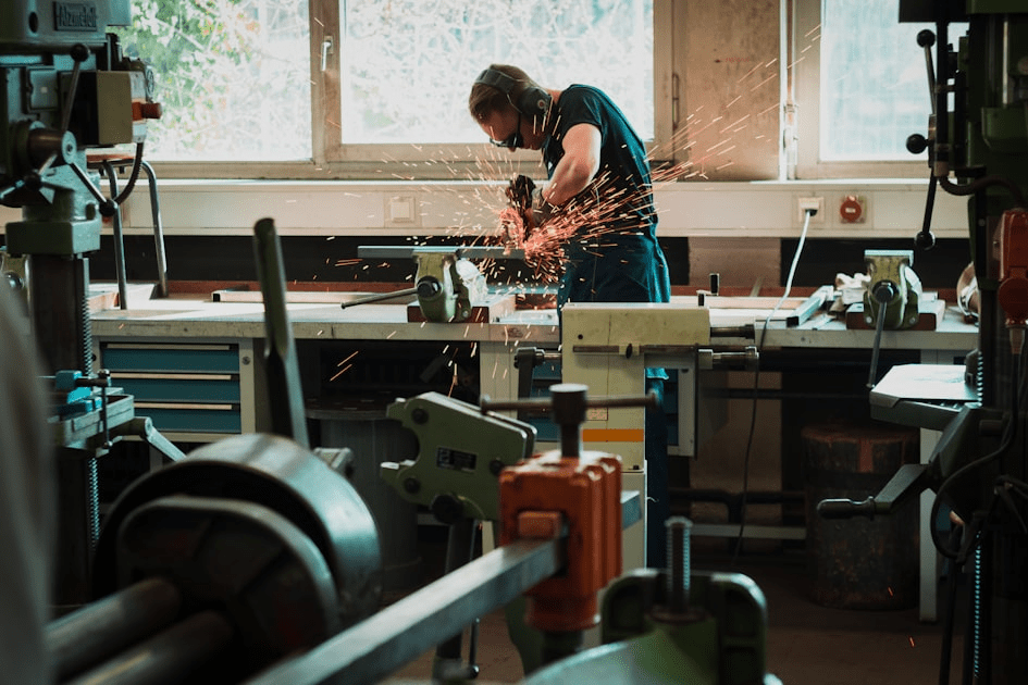 Technical Support for Heavy-Duty Machinery
