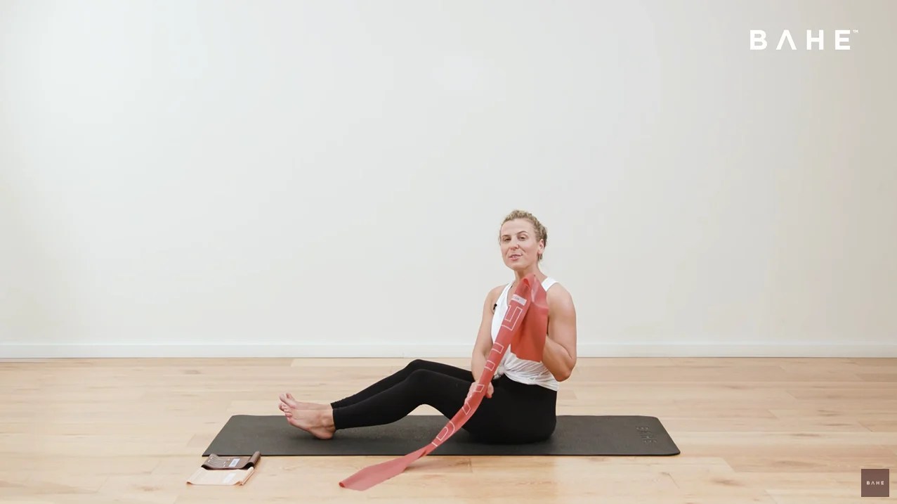 Seated Narrow Row Exercise With Flowband Bahe