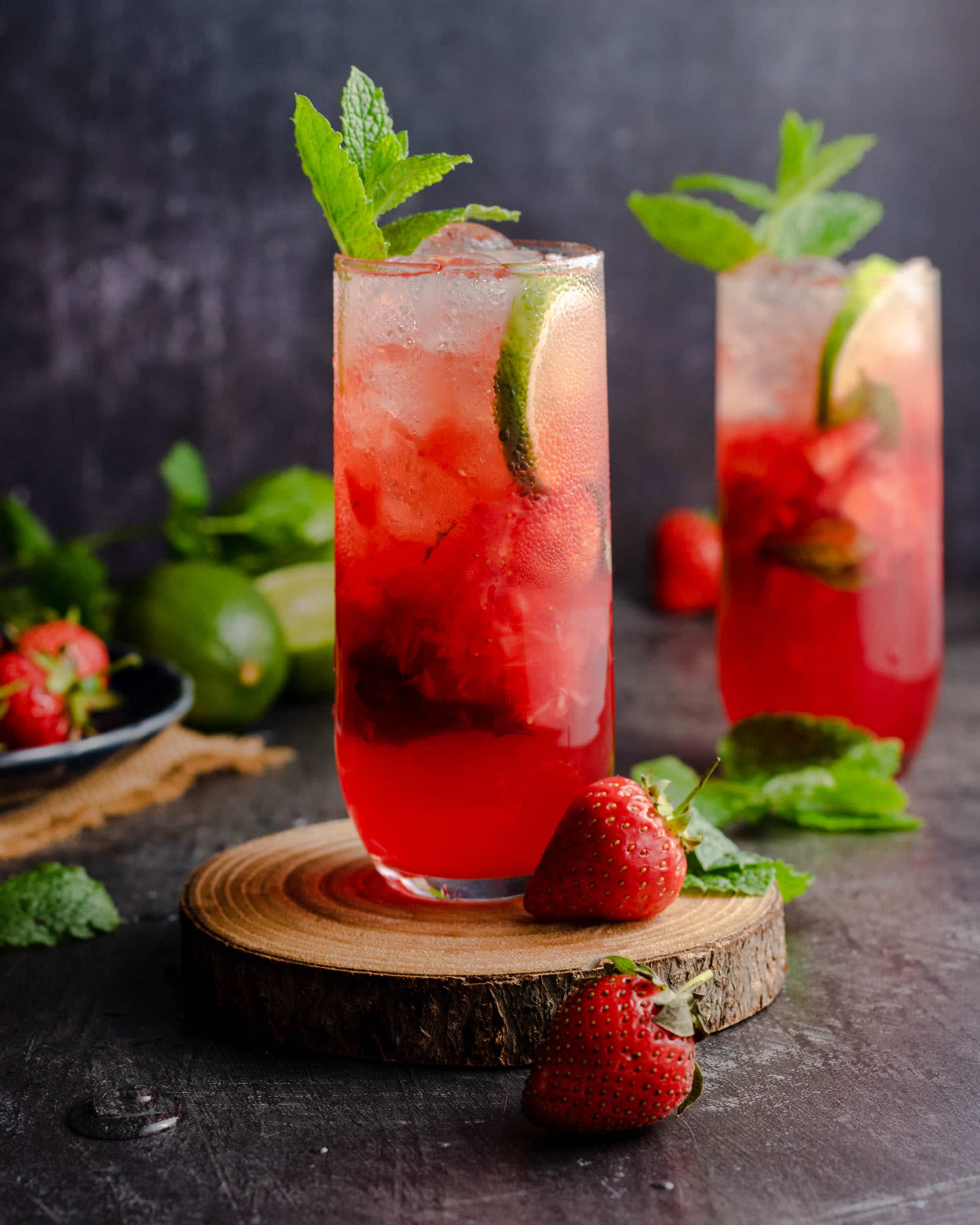 strawberry vodka mojito cocktail - bakes by chichi on strawberry mojito recipe uk