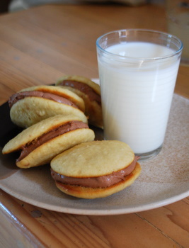 Reverse Whoopie Pies