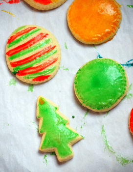 Shiny Ornament Cookies