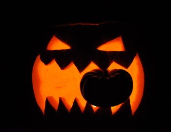 The sunset views, cliffs, volcanic islands, and ancient ruins make it a destination hard to compete with. Large Pumpkin Eating A Small Pumpkin Jack O Lantern Baking Bites