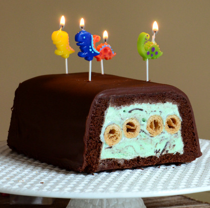 Chop and freeze some peppermint patties, then gently fold into the chocolate ice cream with some crushed chocolate mint cookies. Mint Chocolate Chip Cookie Ice Cream Cake Baking Bites