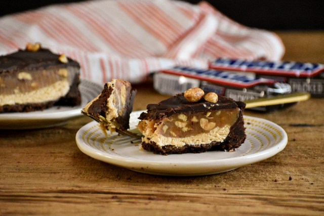 snickers pie - bite