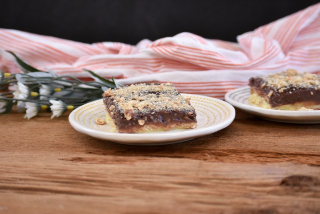 pudding cake - slices