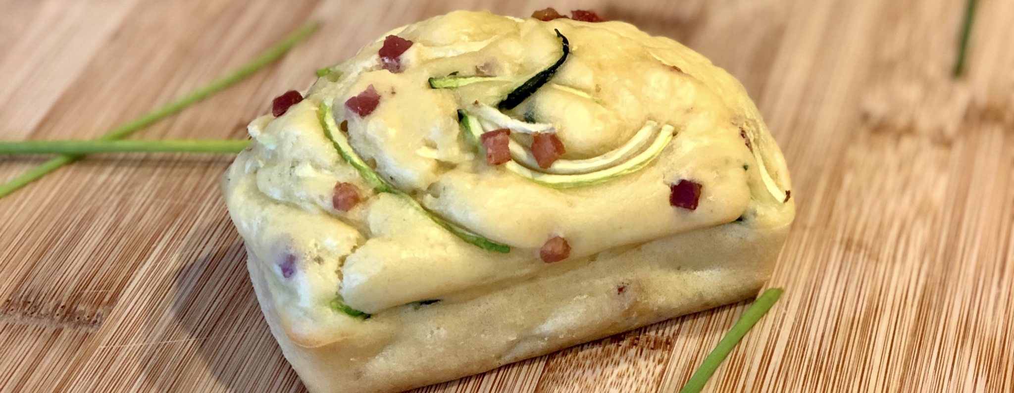 Summer Zucchini & Pancetta Muffins via @bakingwithnessa