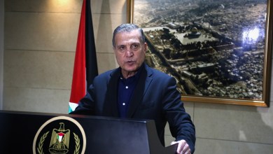 صورة أبو ردينة ردا على تصريحات نتنياهو: السلام مع شعبنا وقيادته أولا هو طريق السلام الحقيقي