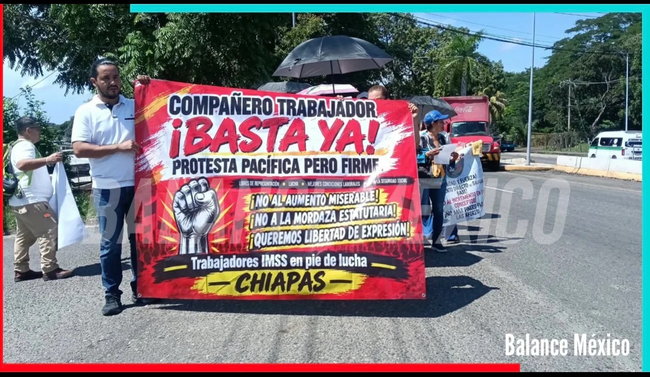 Trabajadores del IMSS marchan en Tapachula por aumento salarial y mejores condiciones laborales