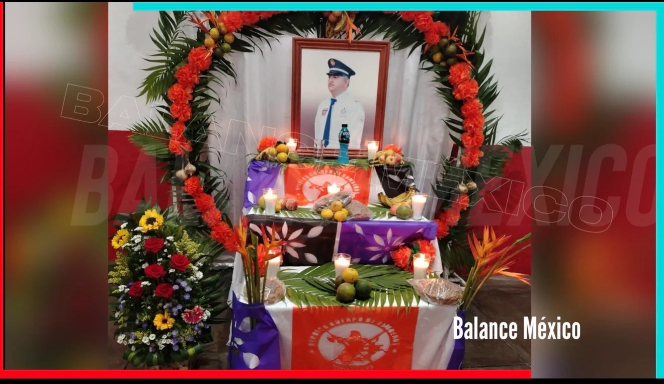 Bomberos de Tapachula conmemoran tercer aniversario luctuoso del comandante Jorge Barrientos