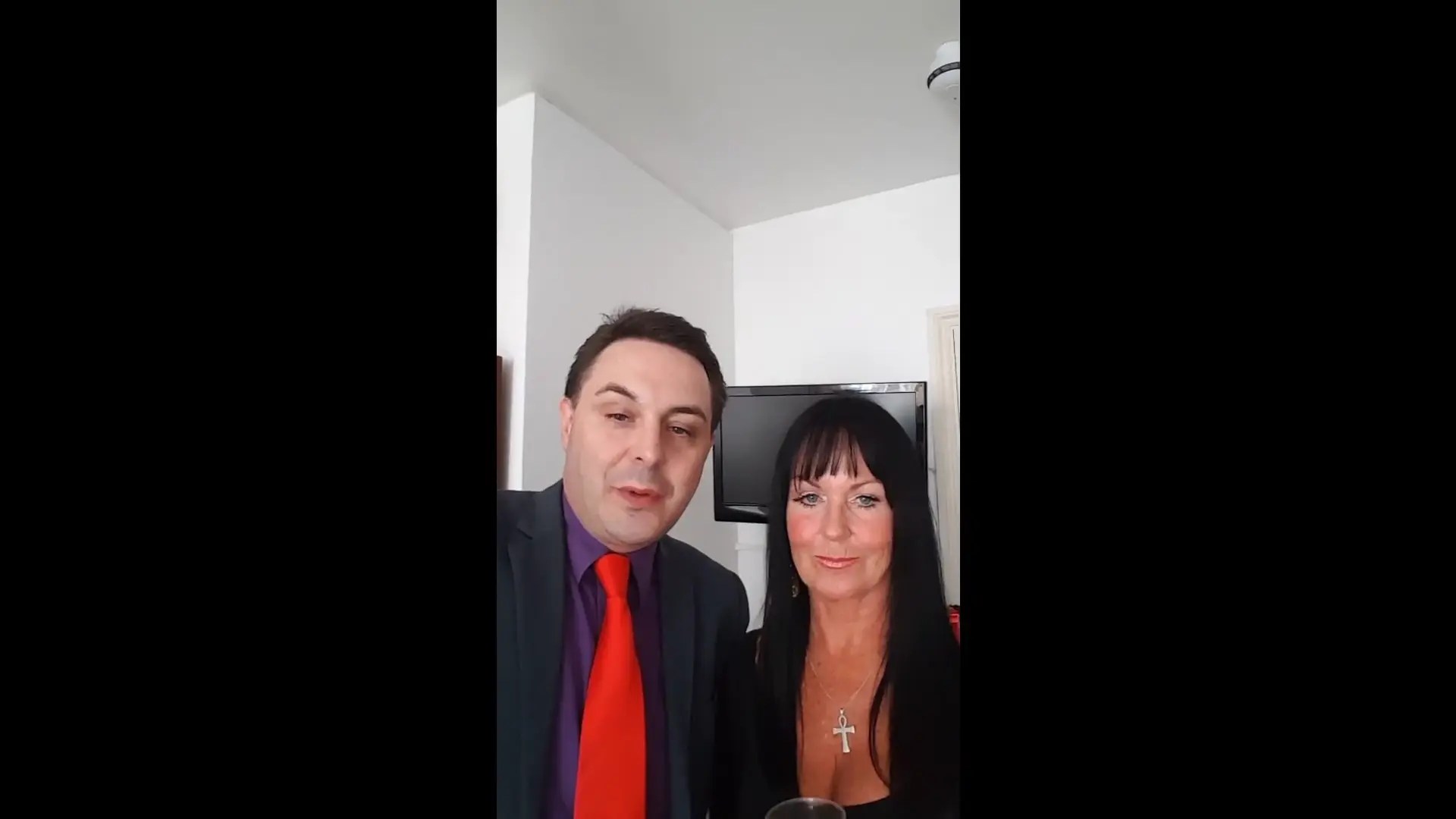 Ballbusting: Donna Africa Kicks Andrea Diprè In The Nuts Till He Cums!