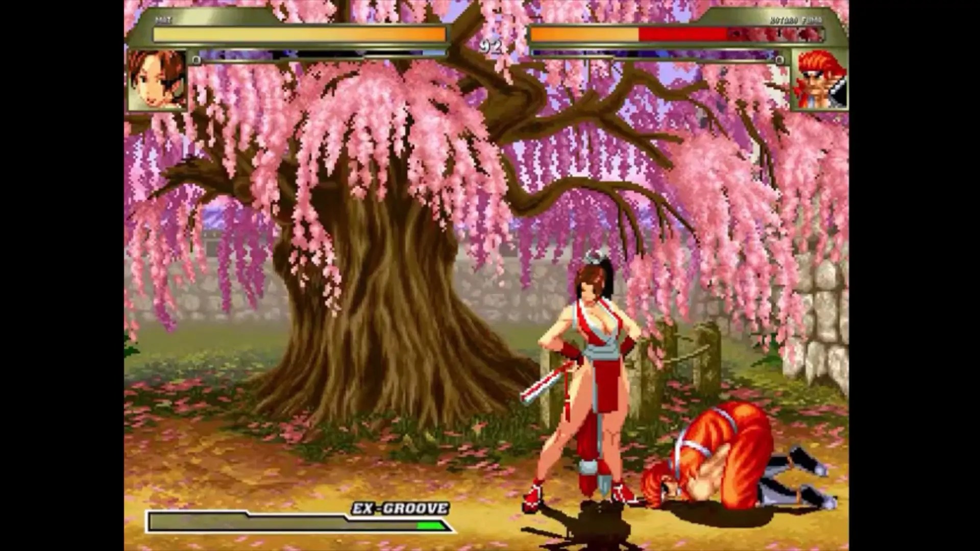 Mai Shiranui,Bonne Jenet,and Luka Himeki Ballbusting