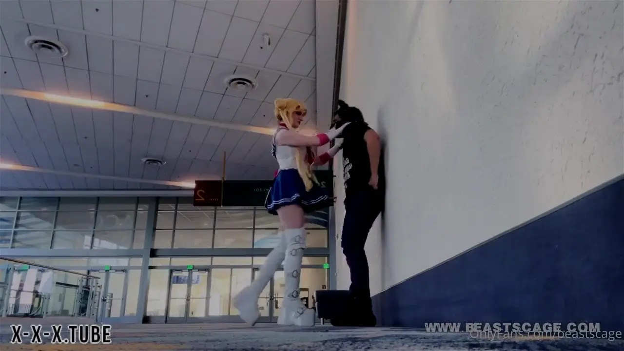 Moon Sailor Starry Yume’s Cosplay Boots Ballbusting!
