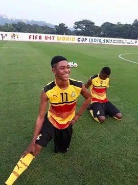 Mohammed Aminu signs for Bechem United