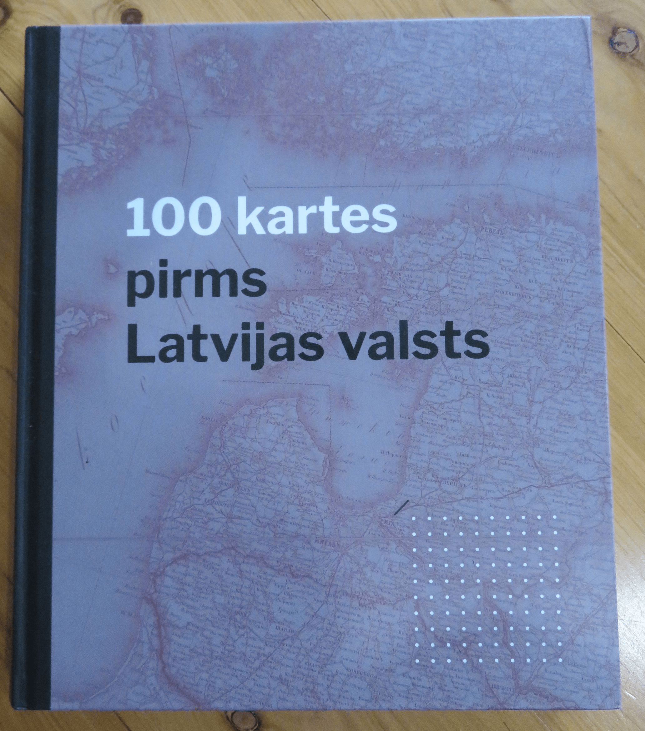 100mapsbook