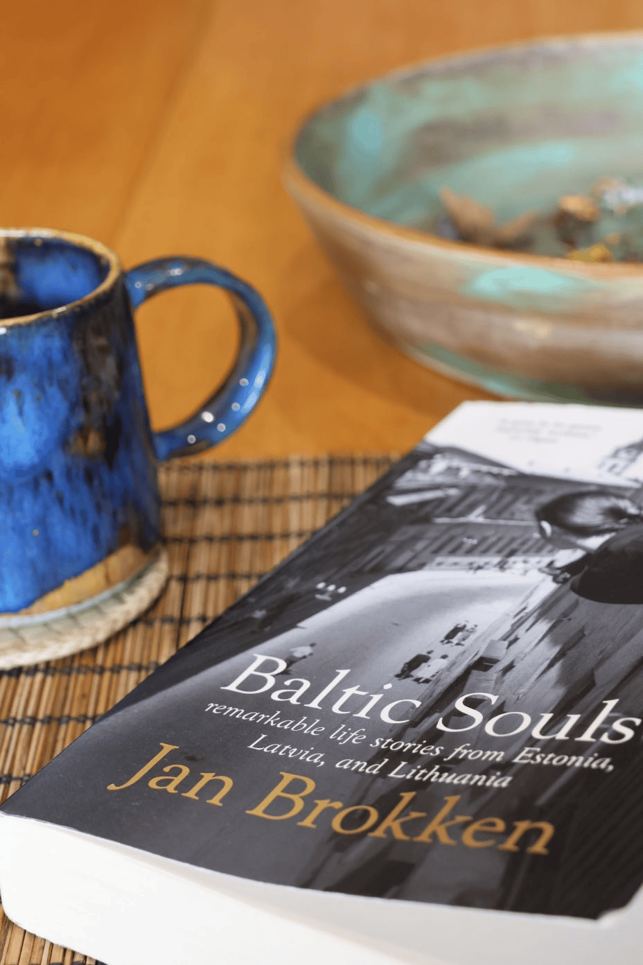 balticsouls book table