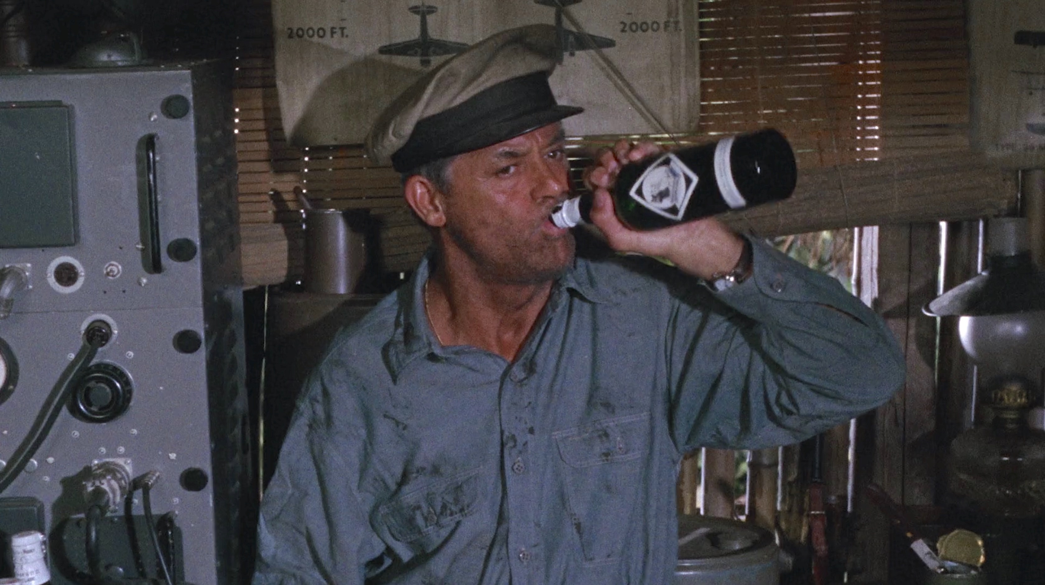 Cary Grant in Father Goose » BAMF Style