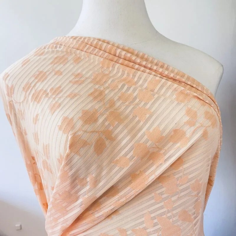 mesh oranje bloem 1,70 mt breed