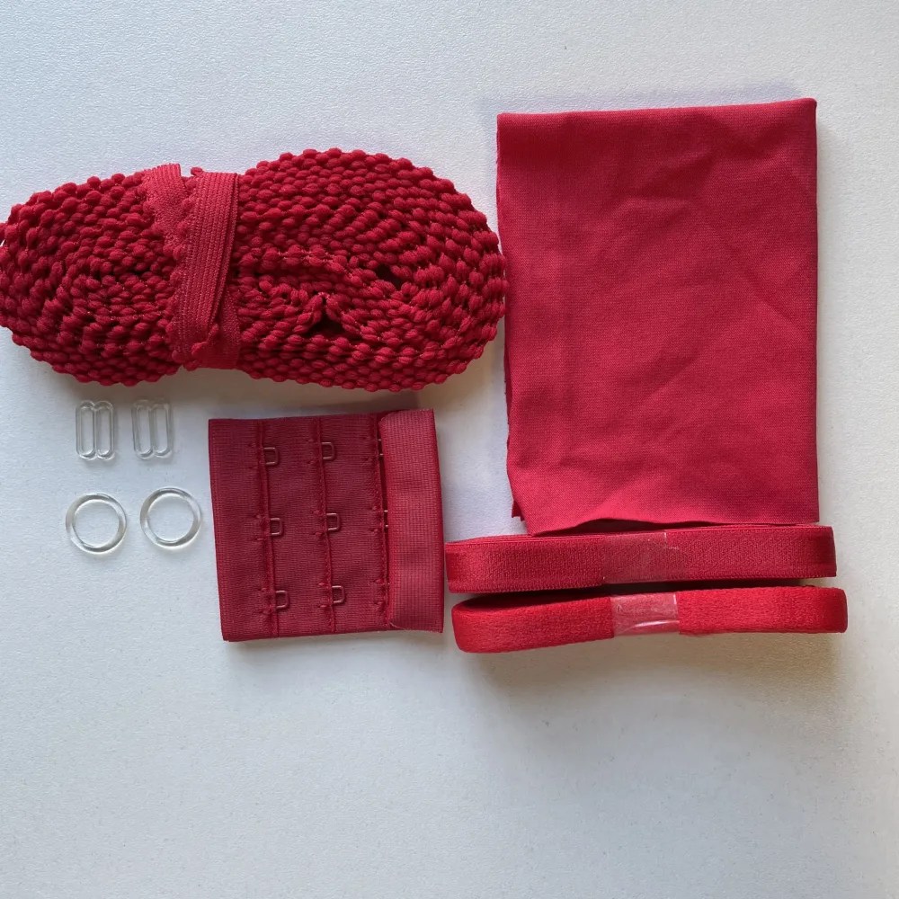 Fournituren setje rood