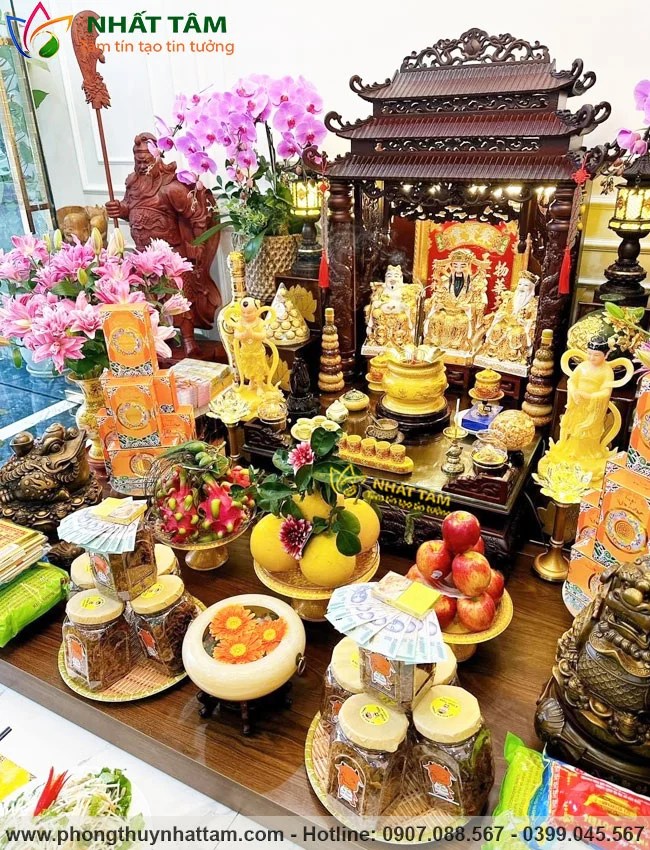 Hướng dẫn đổi vị trí bàn thờ thần tài giúp đổi vận, kéo may mắn cho gia chủ