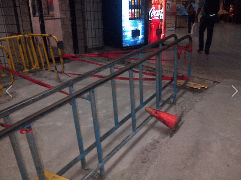 TB_BusStand2