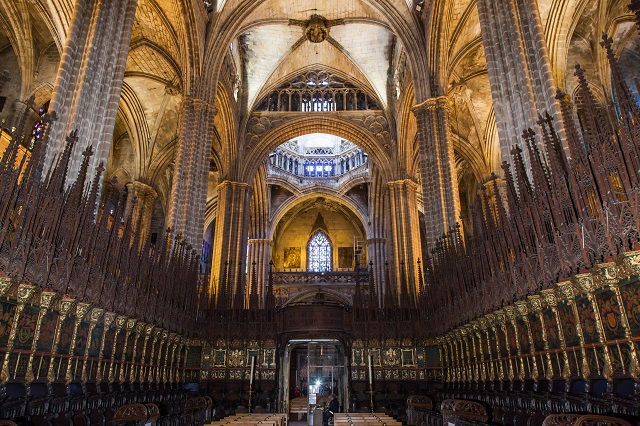 The first cathedral to be built in the new world is grand and imposing, with a curious combination of romanesque, gothic, and baroque features. Catedral De Barcelona Entradas Horarios Y Consejos Para Su Visita