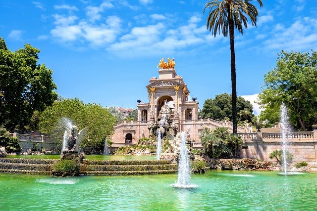 There will also be an alamo or national and virgin holidays logo. Ciutadella Park: what to see, Barcelona Zoo and much more!