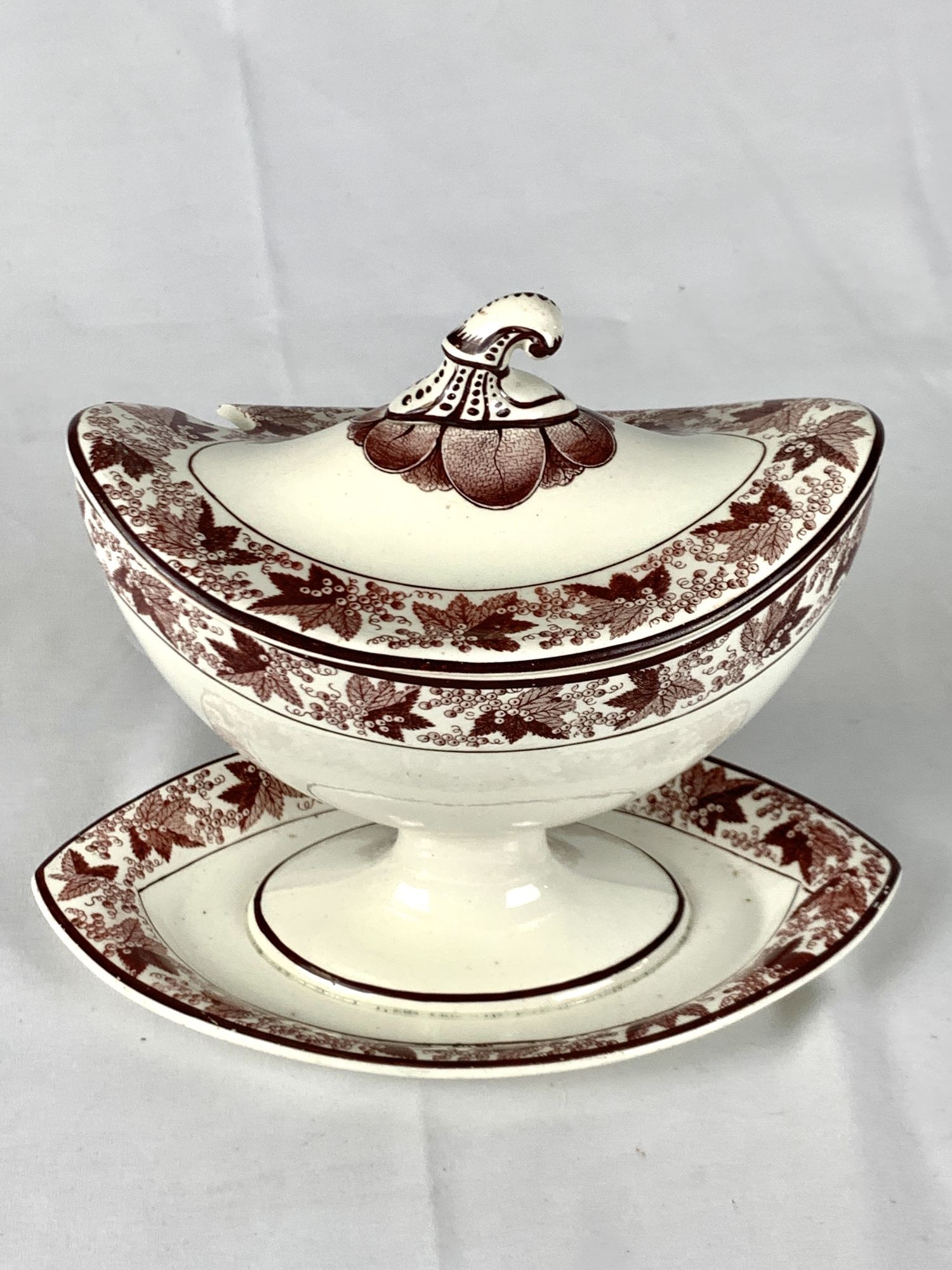 Small Creamware Tureen with Brown Grapes Decoration England Circa 1820