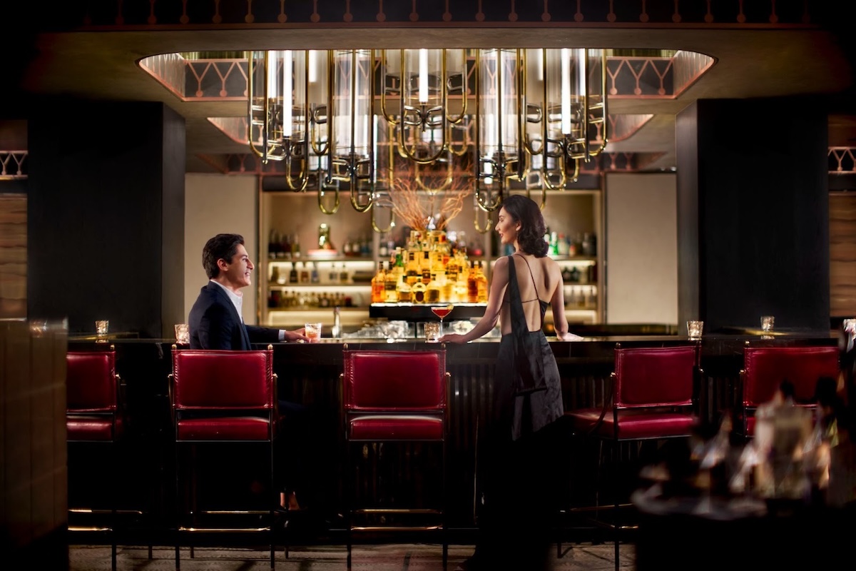 The St. Regis Bar Jakarta Revives 1920s Jazz in Cocktails