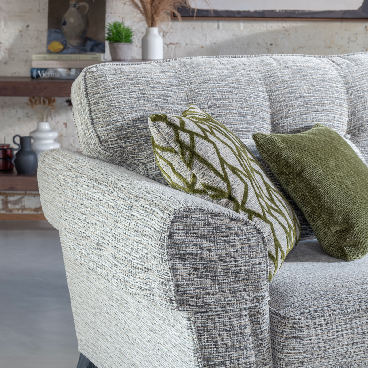 Orlando Snuggler — Alstons Nevada furniture collection