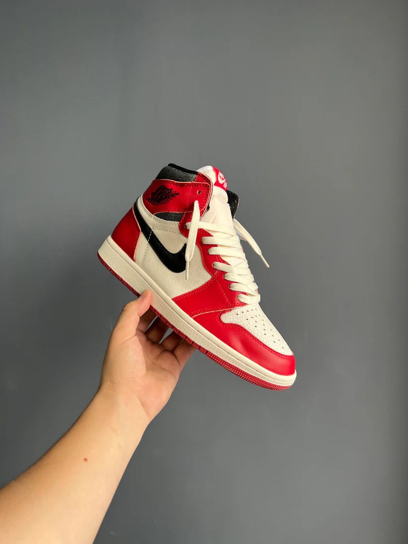 Nike Air Jordan Retro 1 Lost And Found