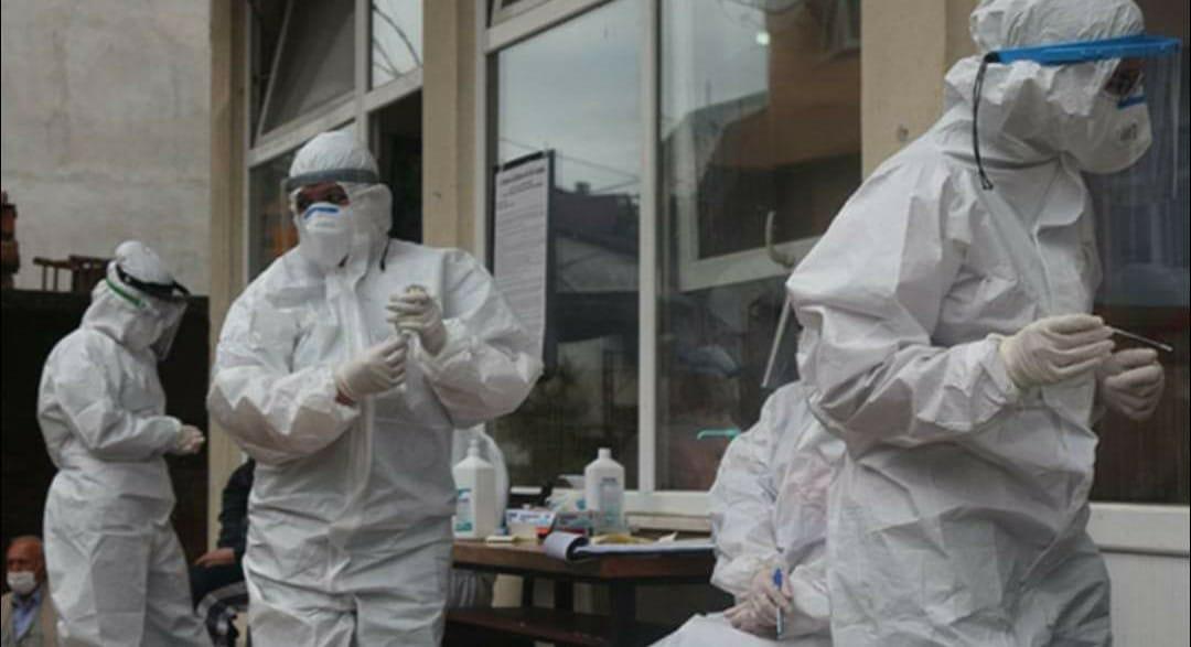 Antalya’da sağlık çalışanlarının izinleri iptal edildi