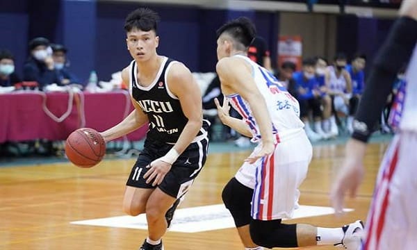 T1 联盟 P League+ : Basketball top5 - å½±/ç±çåå£«æºæ§éäººï¼ç¥åçè©çé­å¿é¾è¨å­åéè¨ï¼ä»åªåå°èªå·±æå©çè¨ç·´ - 【篮球摸骨】ep56：摸骨师归位：苏翊杰—台篮季后大点评 新联盟新球队怎么看！ 武德训_ 3797 播放 · 0 弹幕 2021 cba选秀球员黎伊扬个人集锦.
