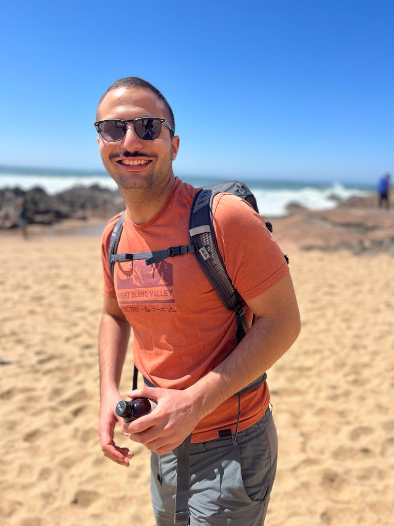 Bassem Ibrahim - Incredible Desktop Abstract Designs | Free Download